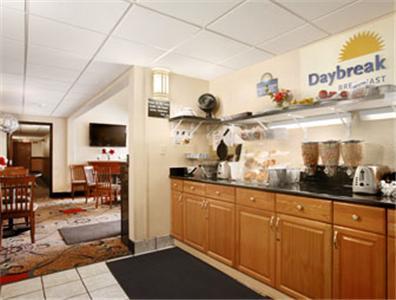 Days Inn By Wyndham Keene Nh Restoran foto